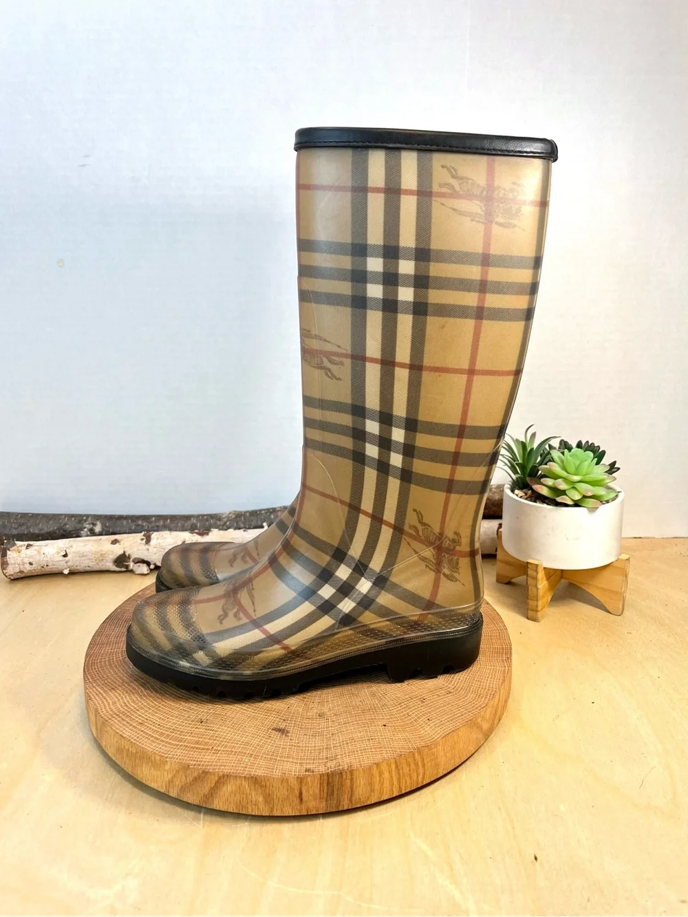 Burberry Check Rain Boots Size 37 / US 7 Waterproof